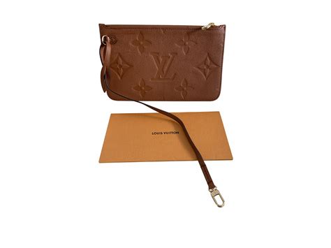 louis vuitton tasche mit kleiner tasche dran|Louis Vuitton taschen herren.